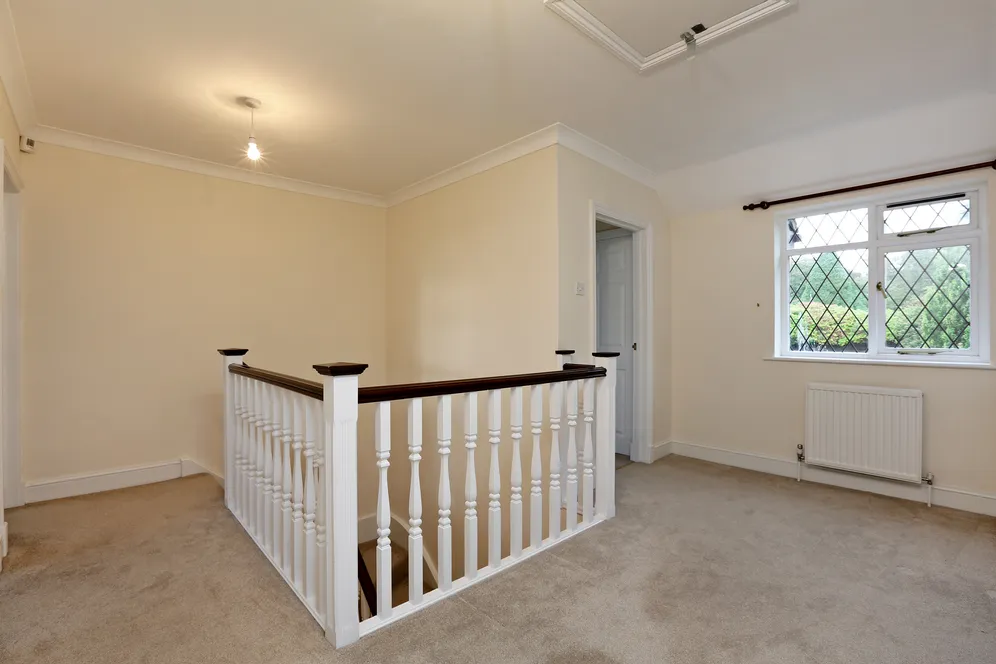Pheasants Way, Rickmansworth, WD3 photo 10