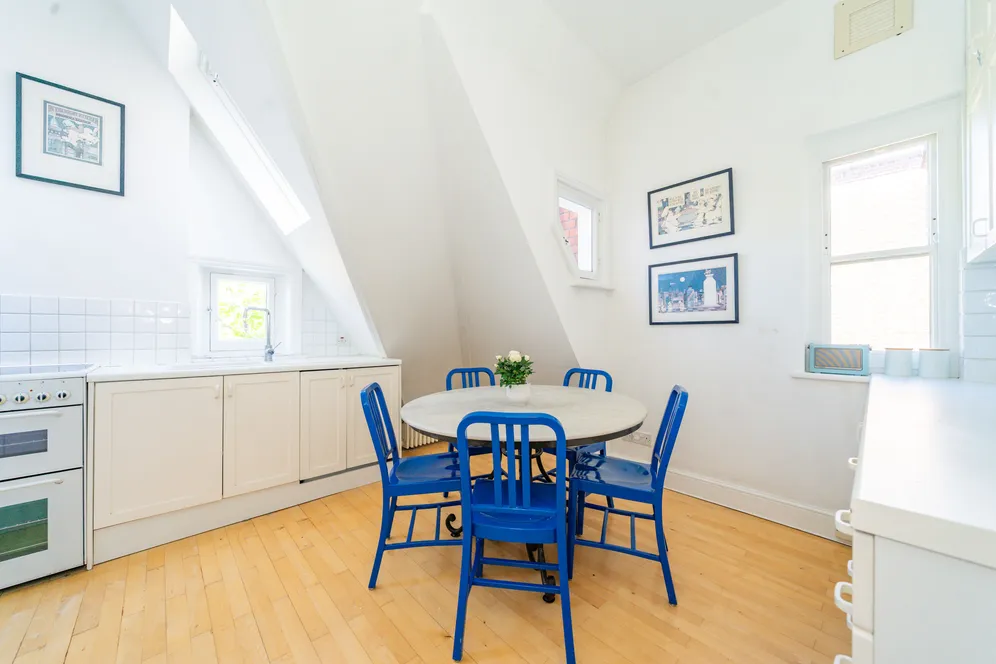 Eton Avenue, London, NW3 photo 5