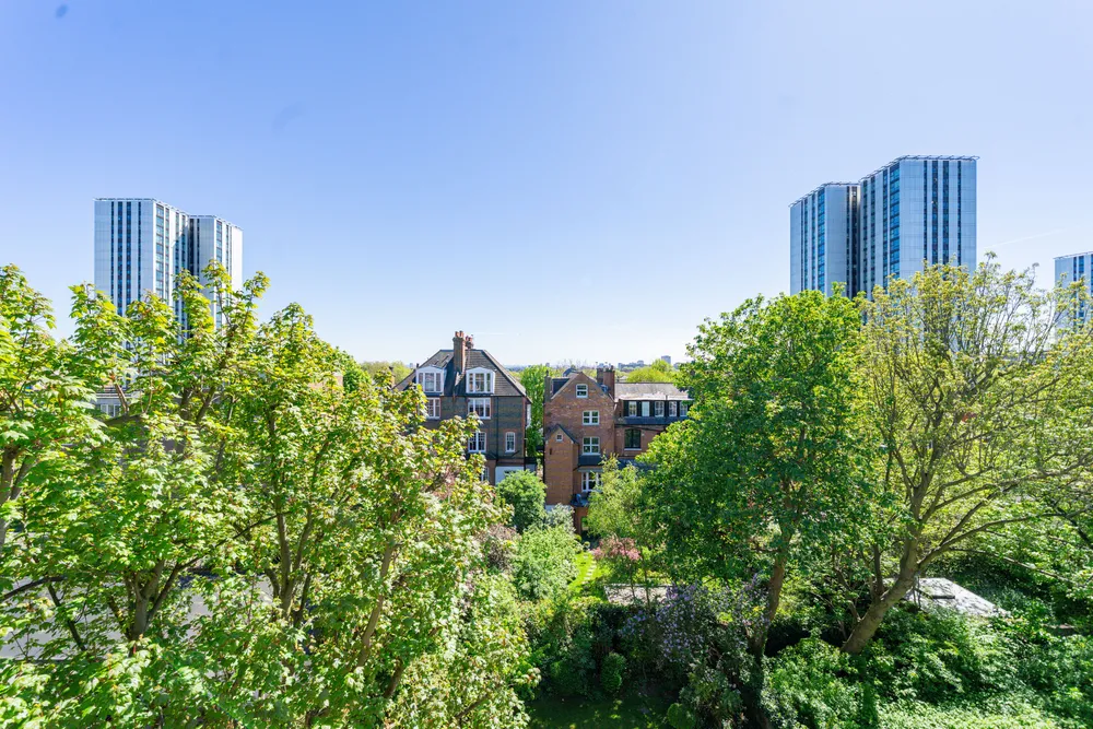 Eton Avenue, London, NW3
