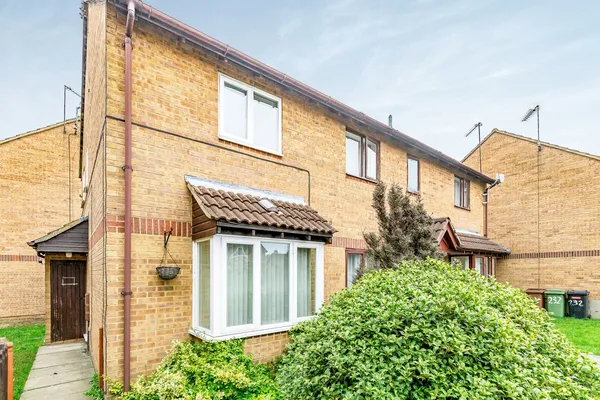 Senwick Drive, Wellingborough, NN8 1SE