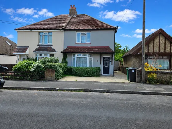 Denzil Avenue, Netley Abbey, Southamp...