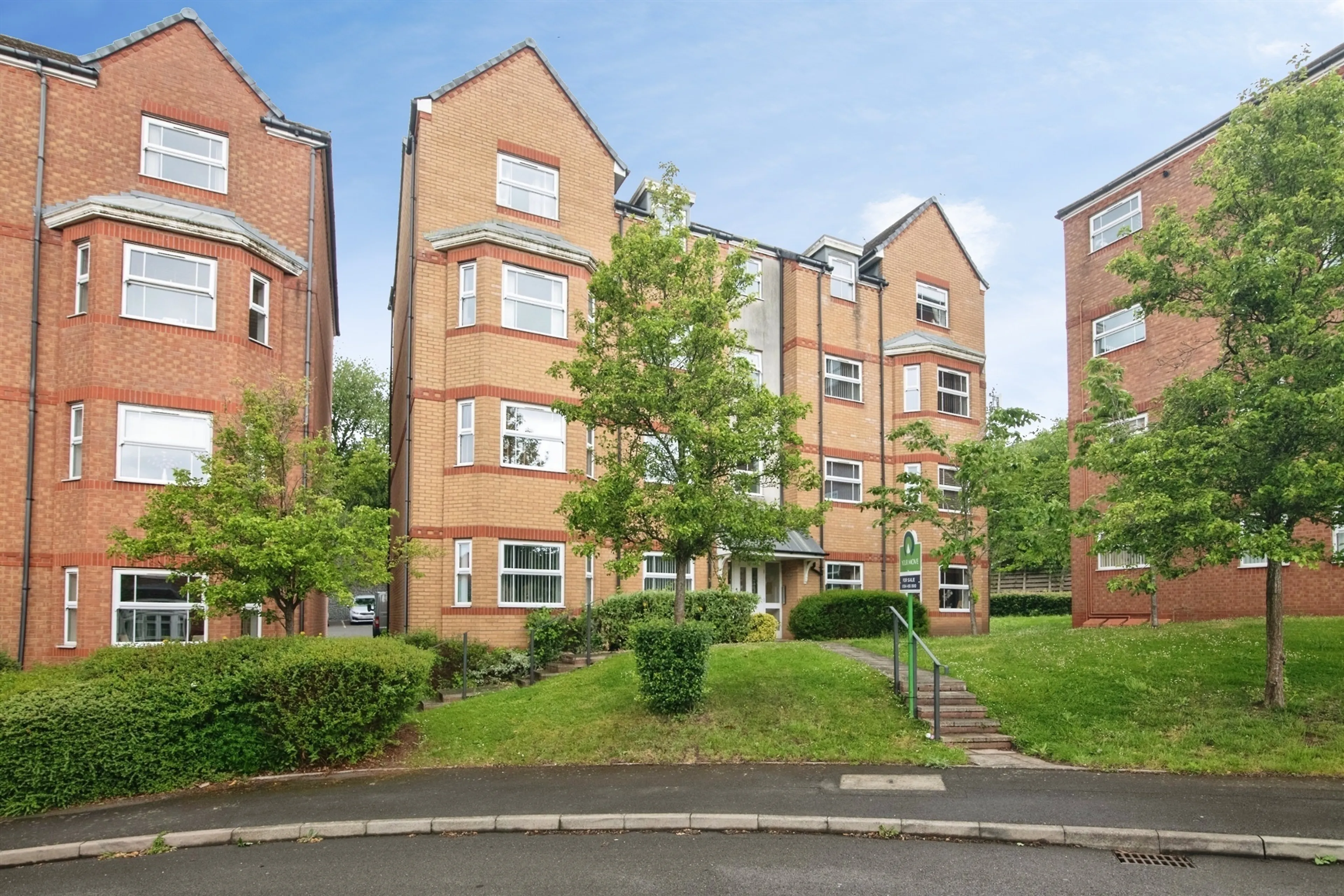 Property photo 0