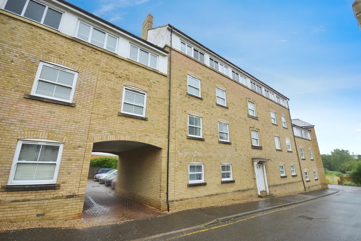 Holden Close, BRAINTREE