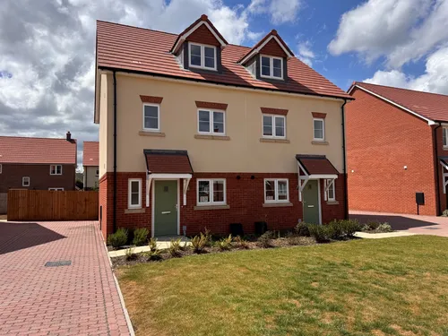 Buckenham Road, Attleboroughphoto