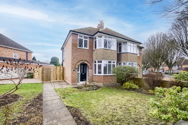 Summerton Road, Whitnash, Leamington ...