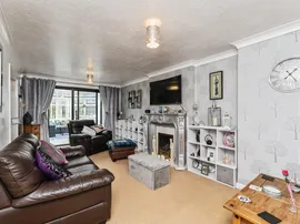 Ashworth Road, Pontefract thumb 3