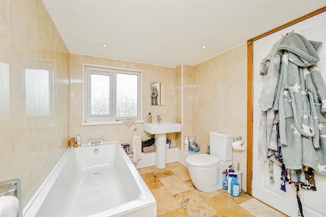 Property photo 12
