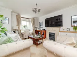 Letchmore Road, Stevenage thumb 3