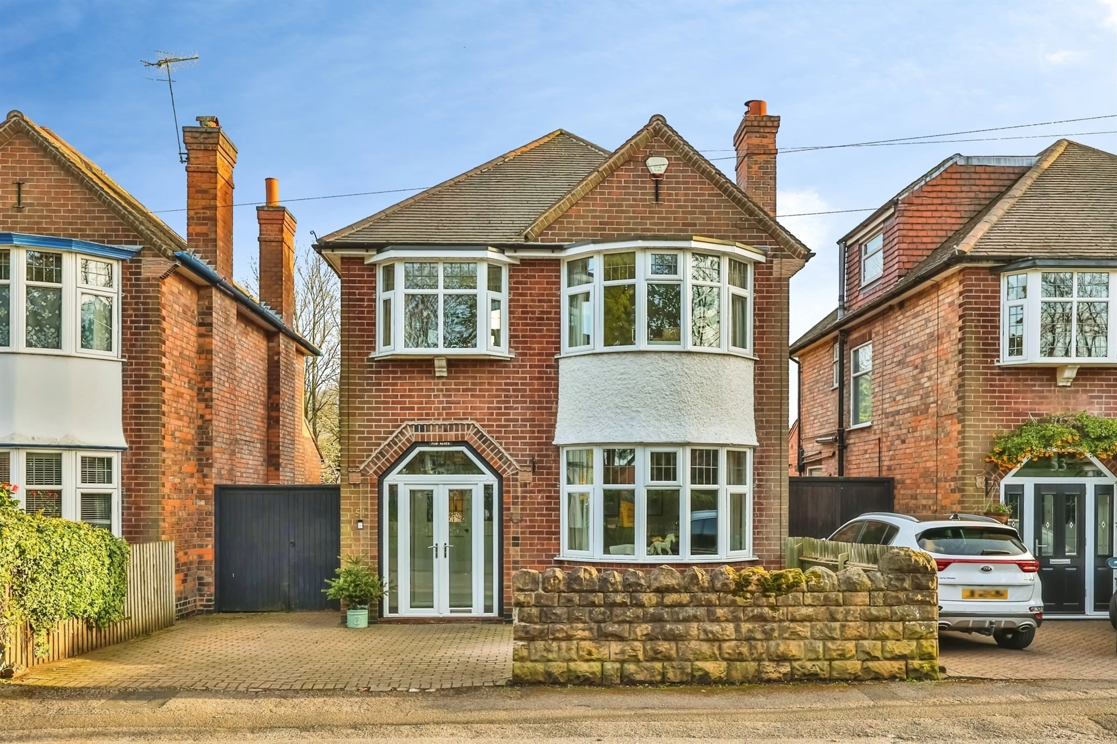 Property photo 0