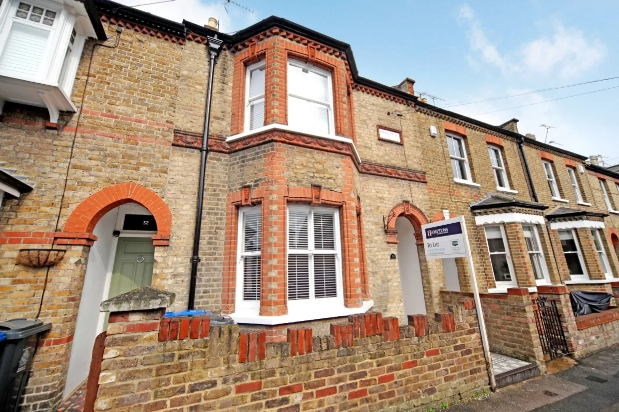 Devereux Road Windsor SL4 photo 23