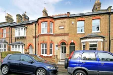 Devereux Road Windsor SL4 photo 25