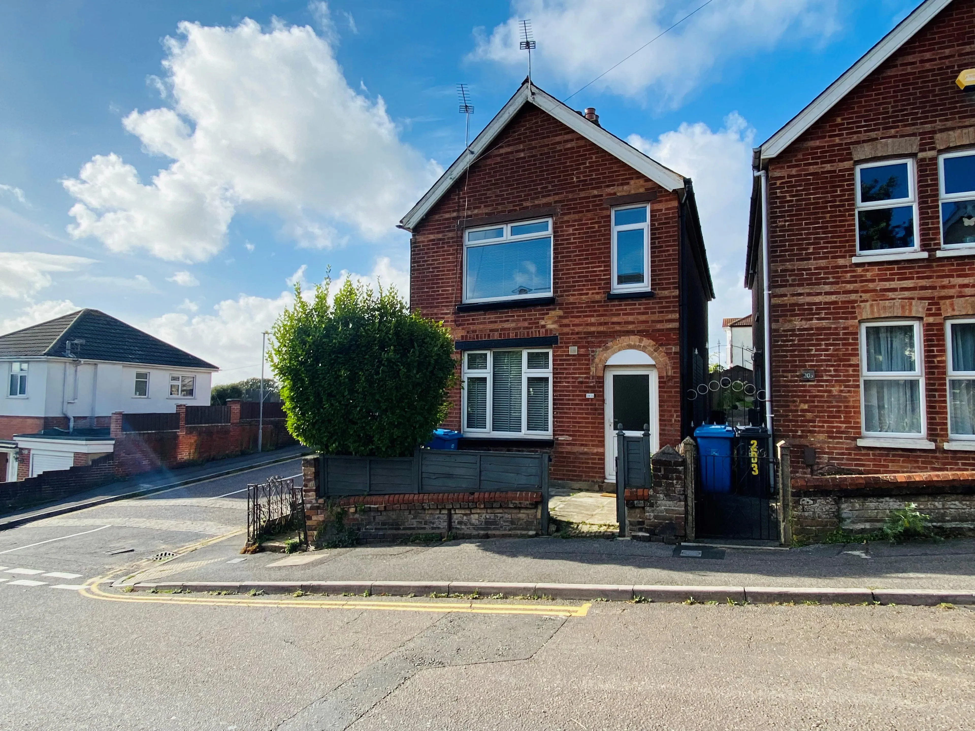 Property photo 0