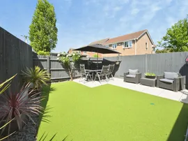 Lawrence Avenue, Stanstead Abbotts, Ware thumb 2
