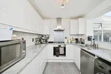 Lawrence Avenue, Stanstead Abbotts, Ware