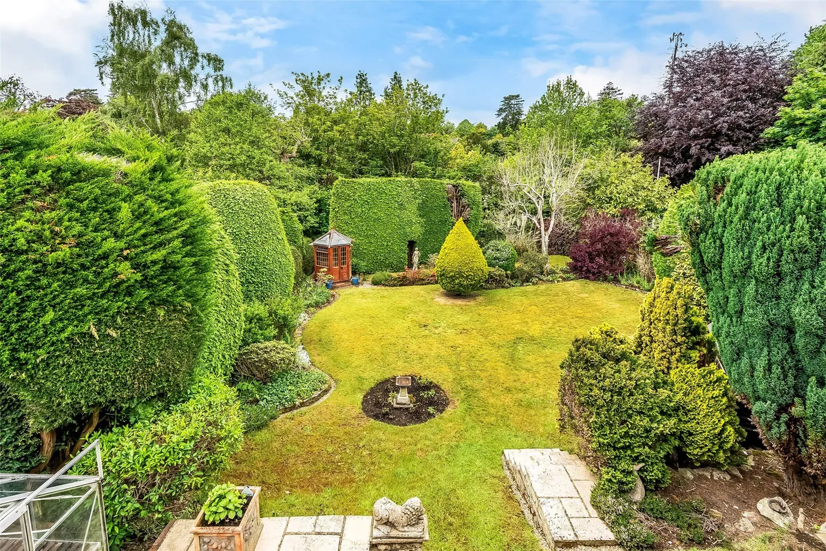 Woodland Rise, Oxted, Surrey, RH8