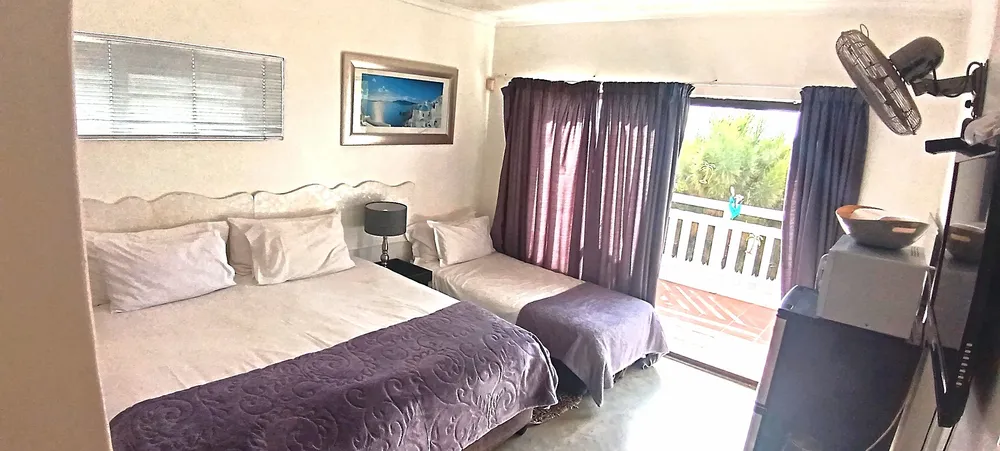 South Africa, Western Cape, Country Club, Salamander Street, 18