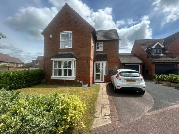 Deans Slade Drive, Lichfield. WS14 0DD