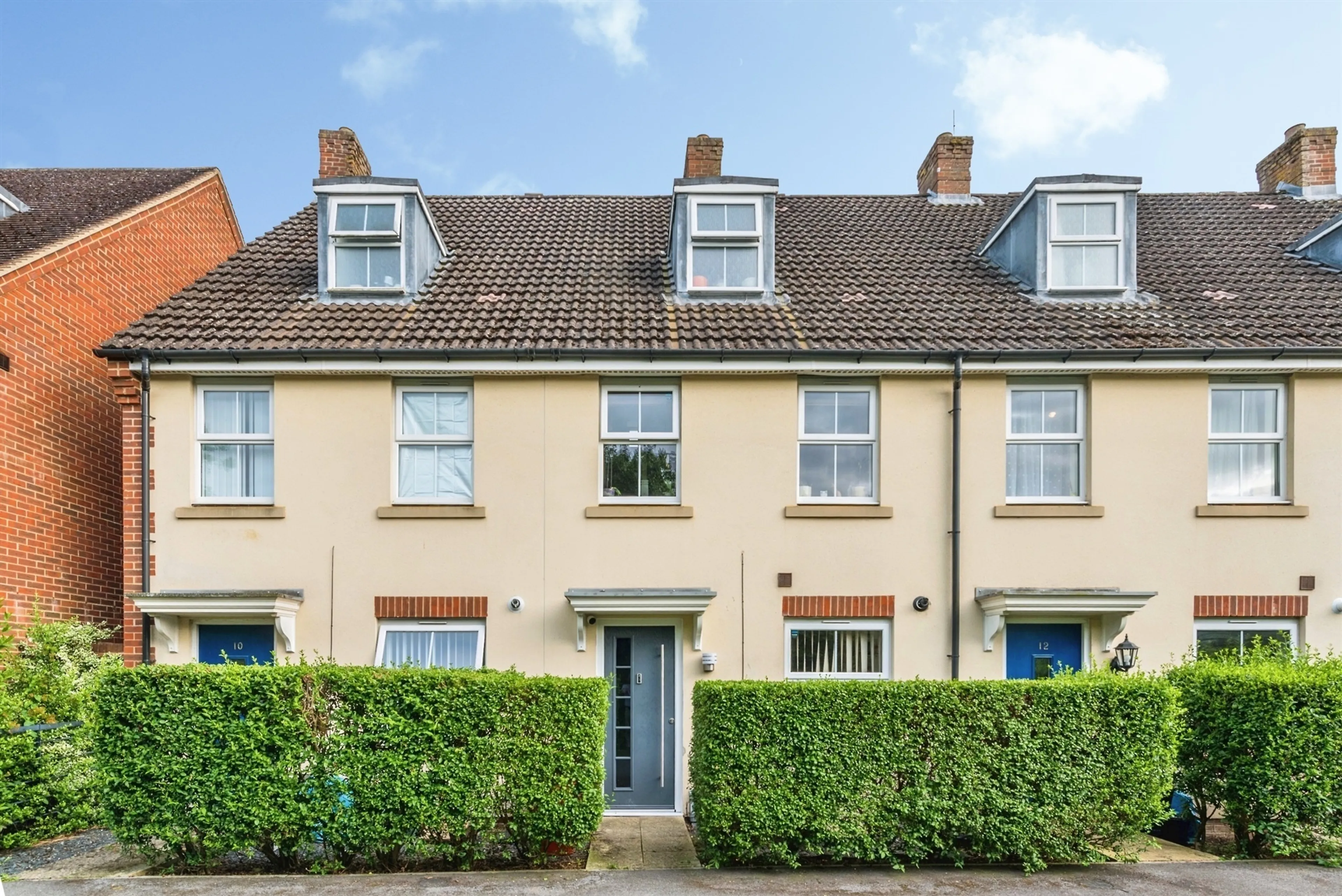 Property photo 0