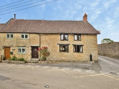 North Street, Haselbury Plucknett, Crewkernephoto