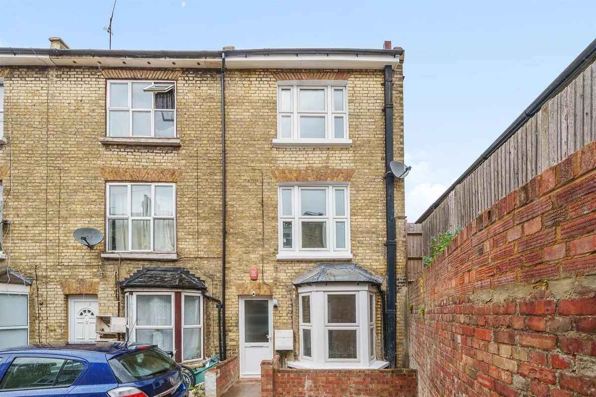 Princes Road, London