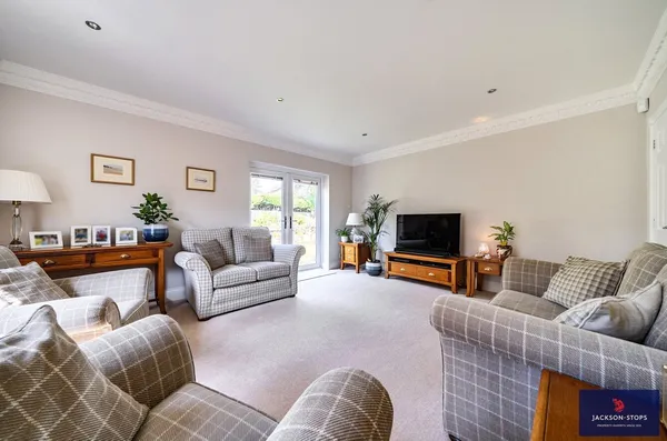 Anchor Drive, KIngsthorpe, NN2 photo 6