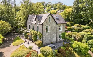 Lustleigh, Newton Abbot, Devon, TQ13 photo