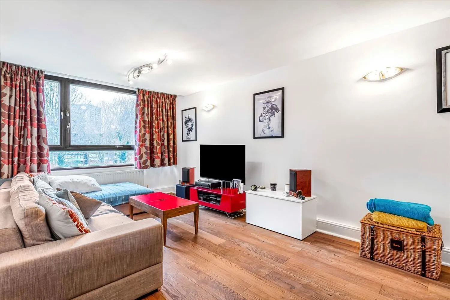 Tachbrook Street, London, SW1V photo 2