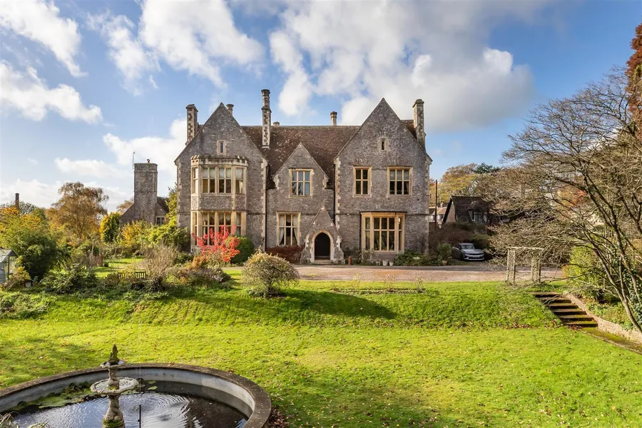 Property Image 1