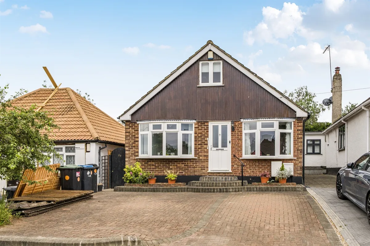 Beech Avenue, Enfield