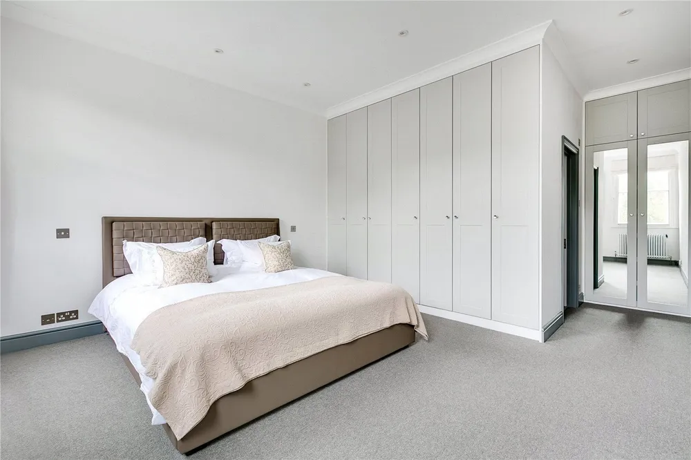 Cromwell Road, Earls Court, London, SW5