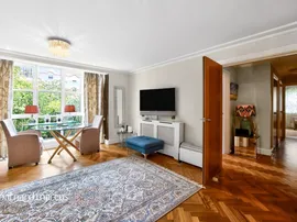 Oriel Drive, Barnes, London photo