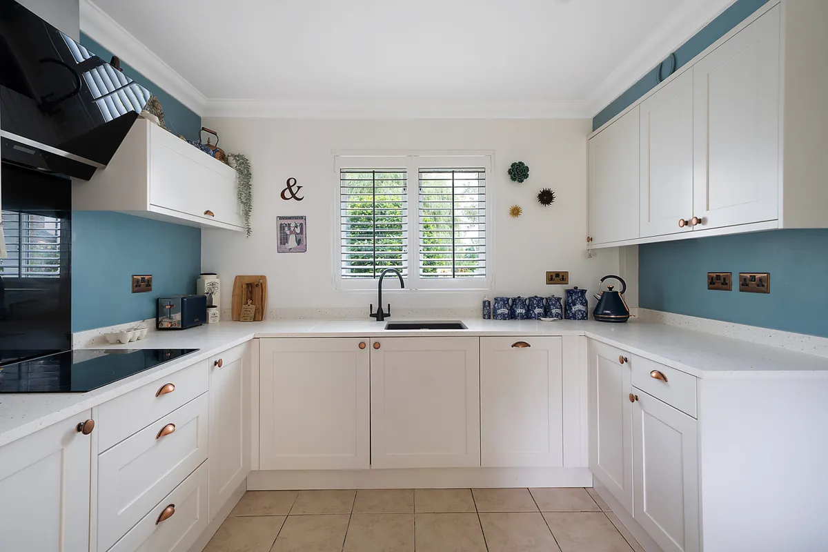 Millfields Crescent, Charlwood, Horley, Surrey, RH6