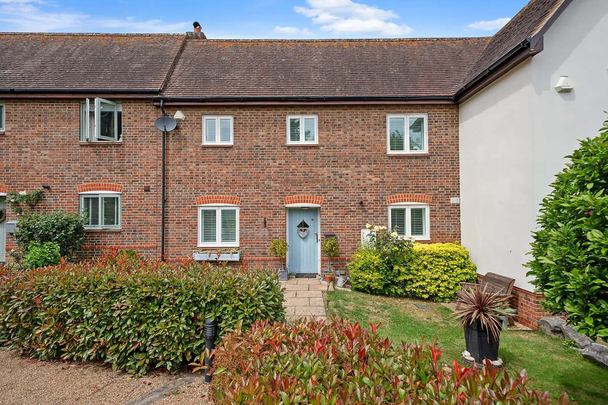 Millfields Crescent, Charlwood, Horley, Surrey, RH6