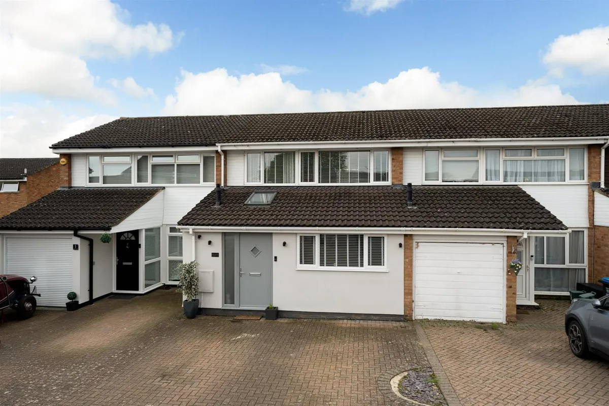 Sarratt Avenue, Hemel Hempstead, Hertfordshire, HP2 7JN
