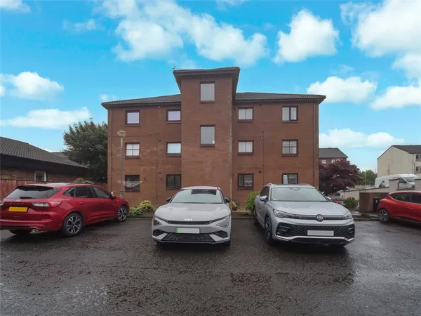 Lang Place, Johnstone, Renfrewshire, PA5