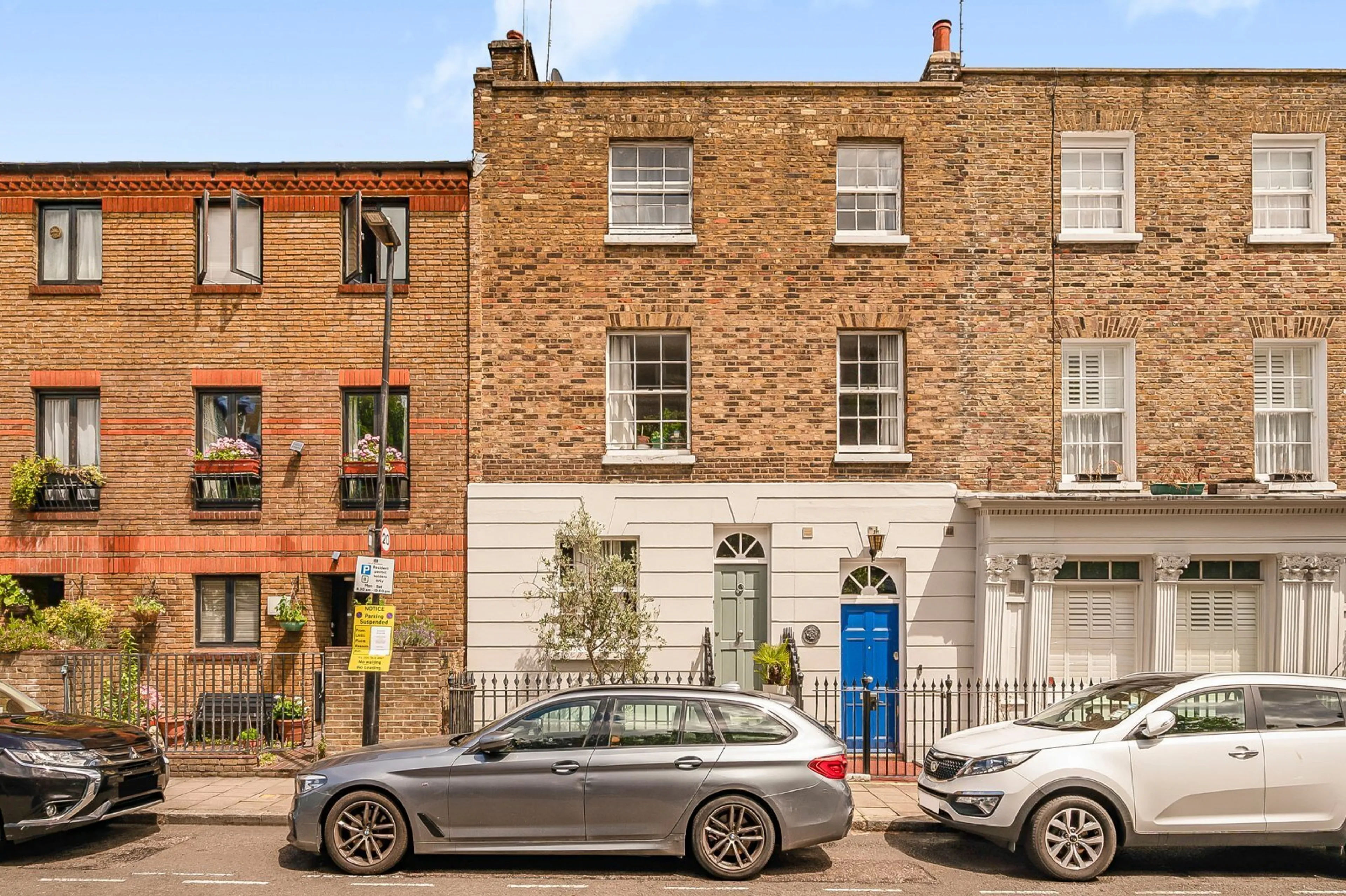 Photo 0