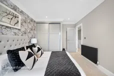 Beresford Avenue, Whetstone, London, N20