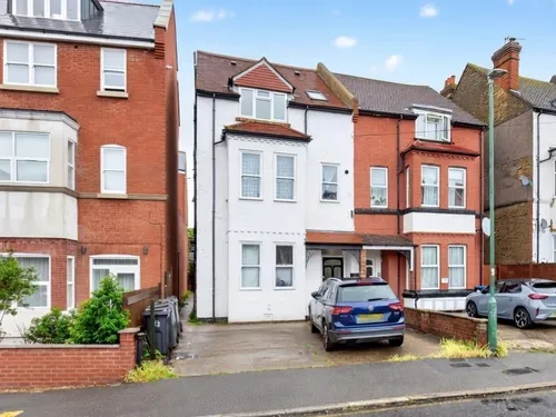 Manorgate Road, Kingston Upon Thamesphoto