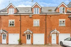 Priory Mews, HAYWARDS HEATH
