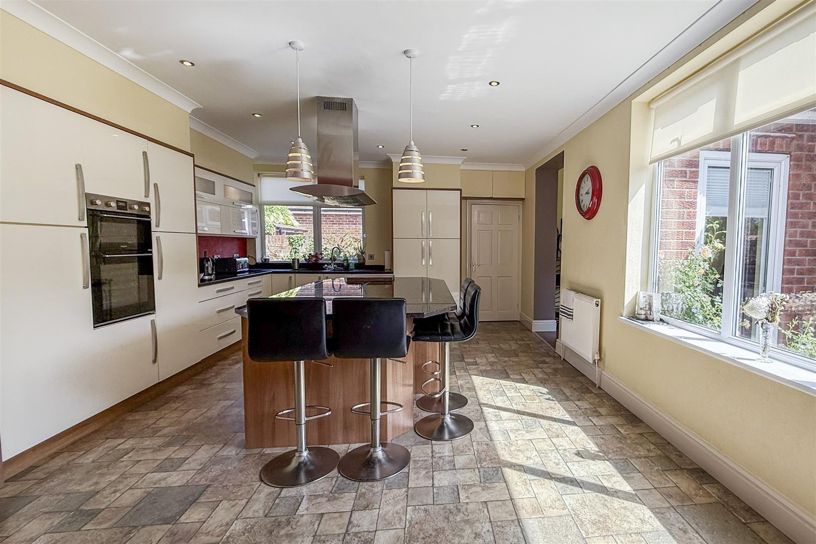 Station Road, Patrington, Hull Image 15