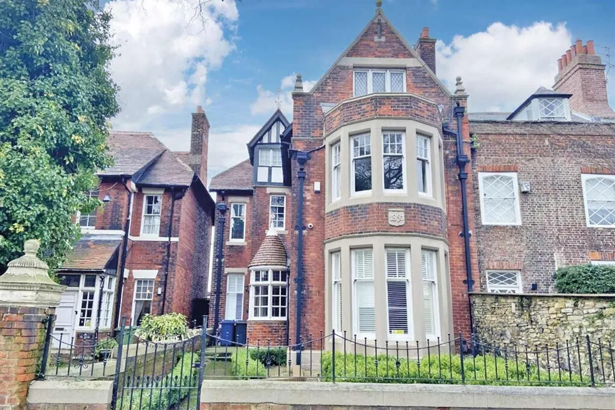 Westoe Village, SOUTH SHIELDS