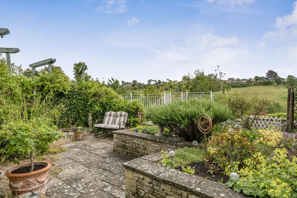 Bread Street, Ruscombe, GL6 photo 24