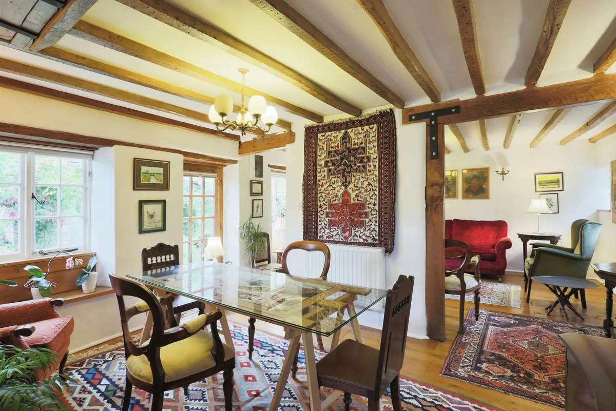 Red Rose Close, Kencot, Oxfordshire, GL7