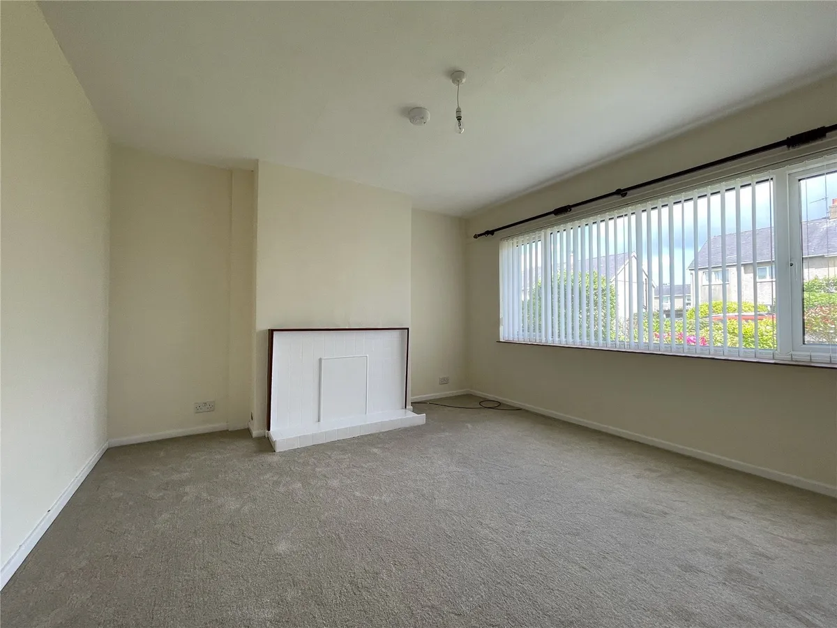 Lon Y Deri, Bangor, Gwynedd, LL57