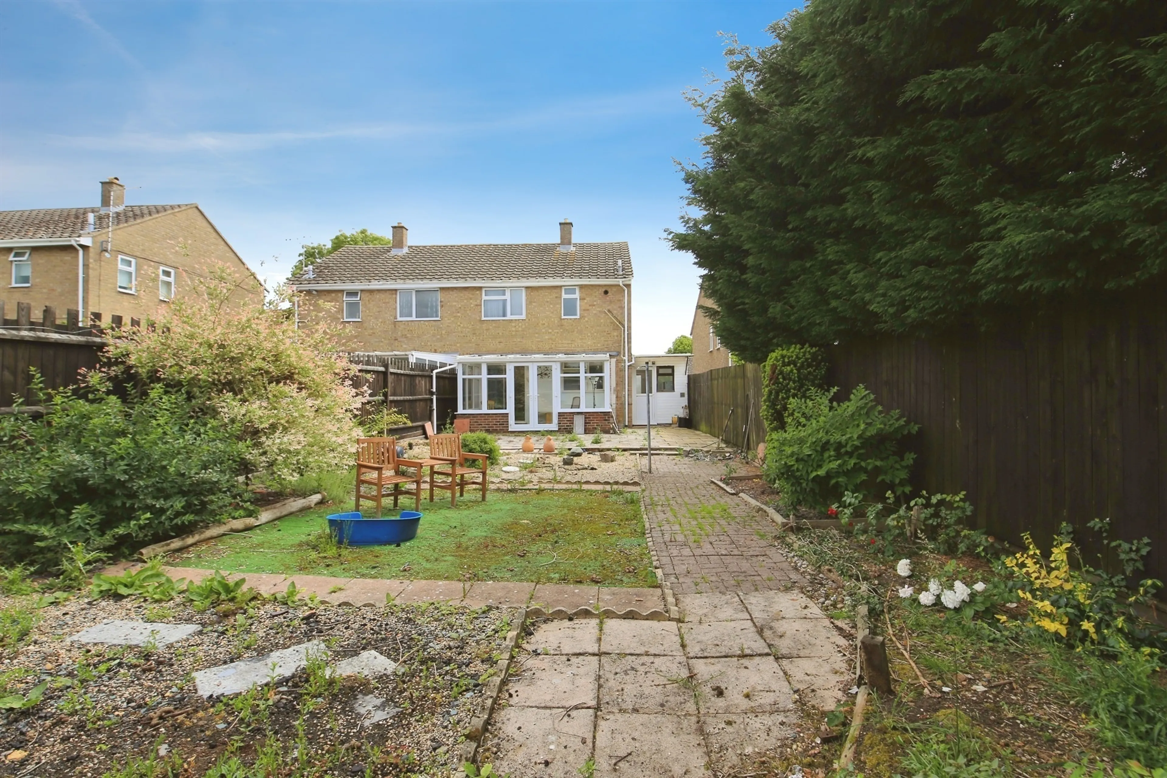 Property photo 0