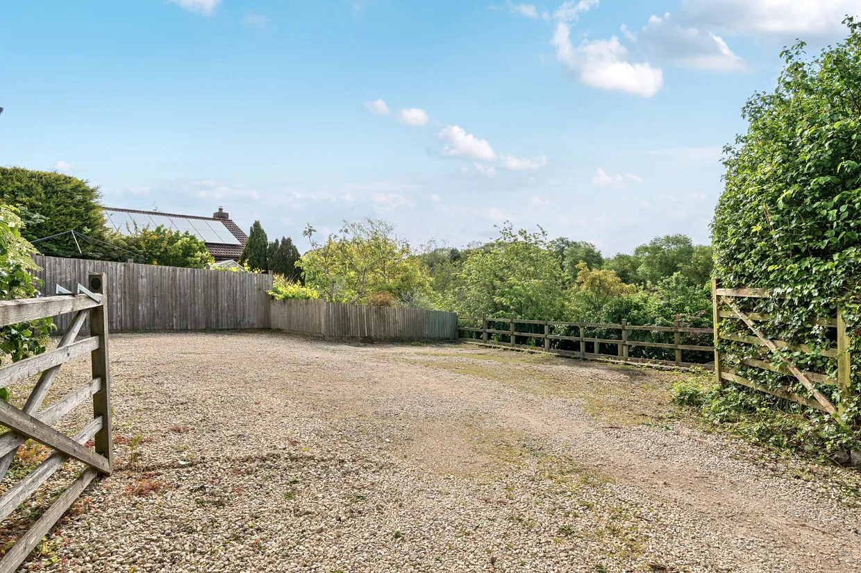 Wolfridge Lane, Alveston, BS35 photo 20