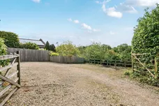 Wolfridge Lane, Alveston, BS35 photo 20
