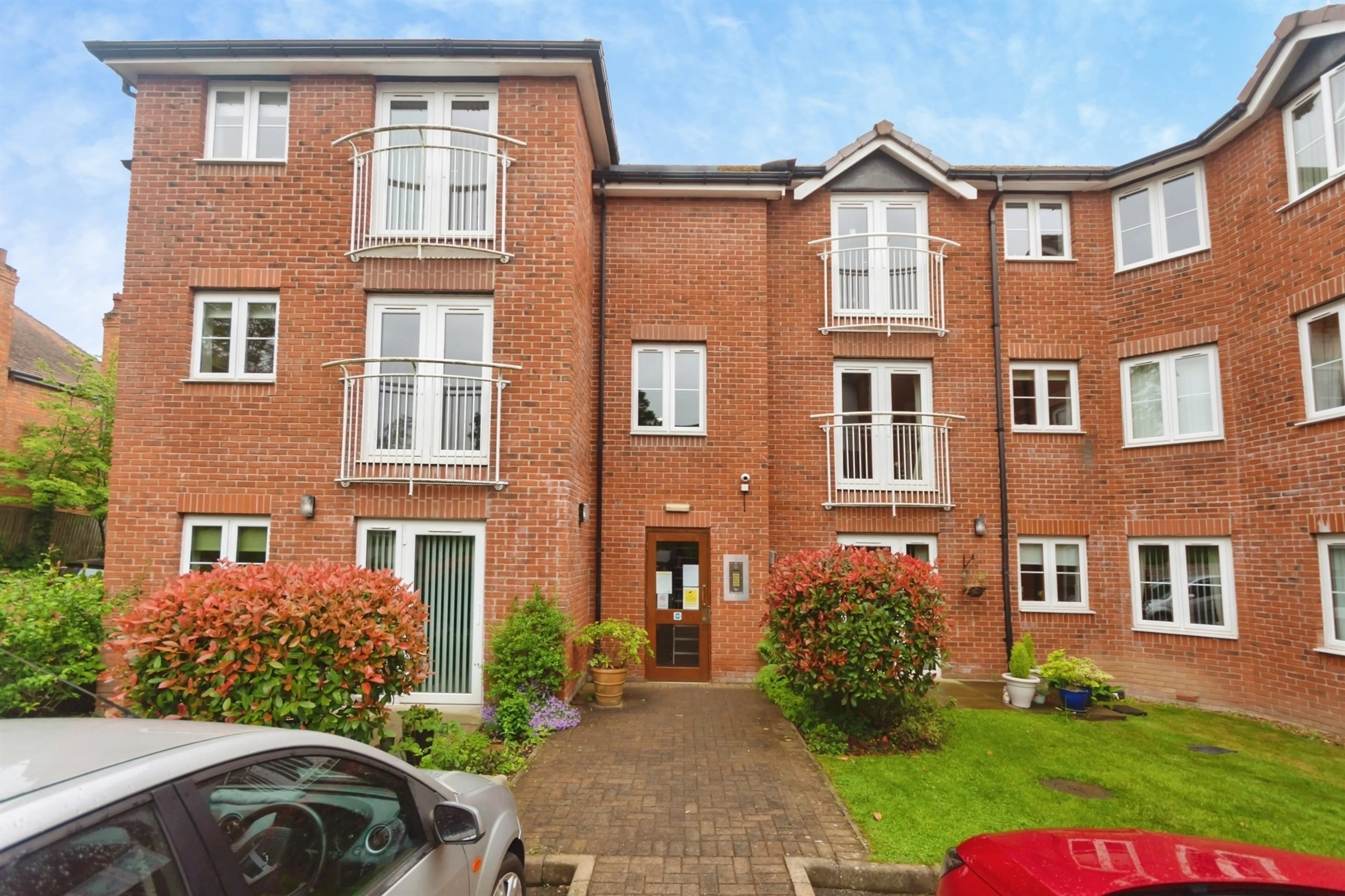 Property photo 0