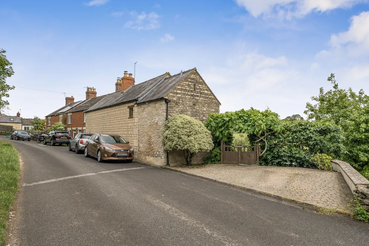 Bread Street, Ruscombe, GL6 photo 9