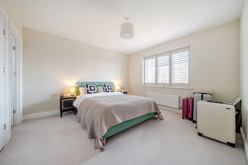 Baker Oats Drive, Farnham, GU10 photo 13